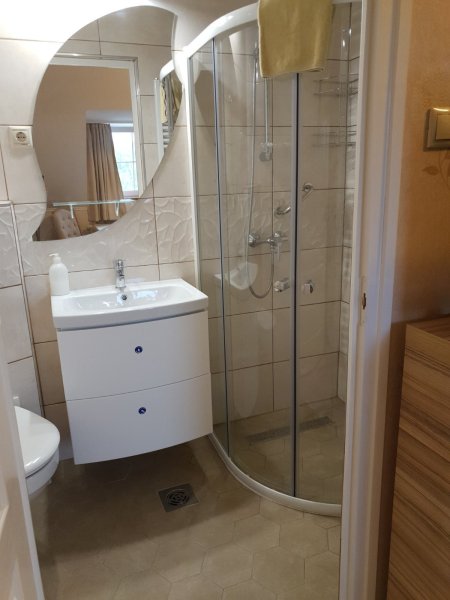 heviz-gyula-villa-udvar-standard-apartman-03